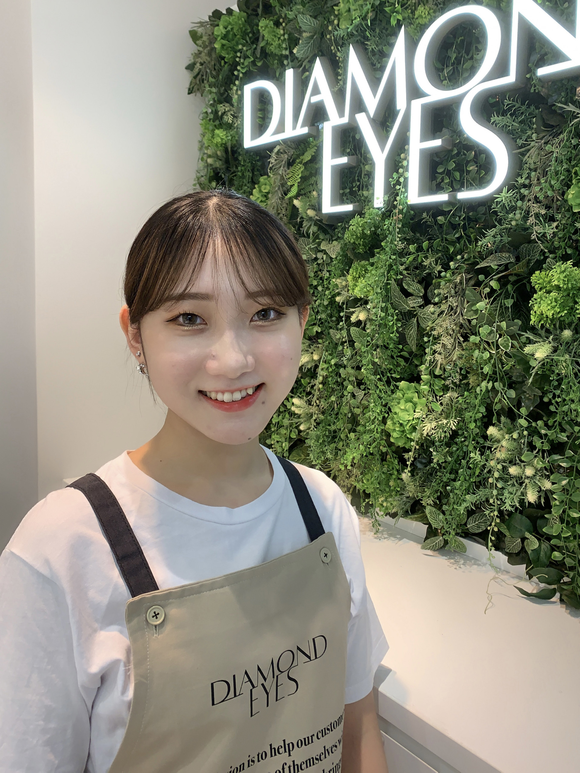 小貫 菜乃花 ダイヤモンドアイズ 渋谷マークシティ店